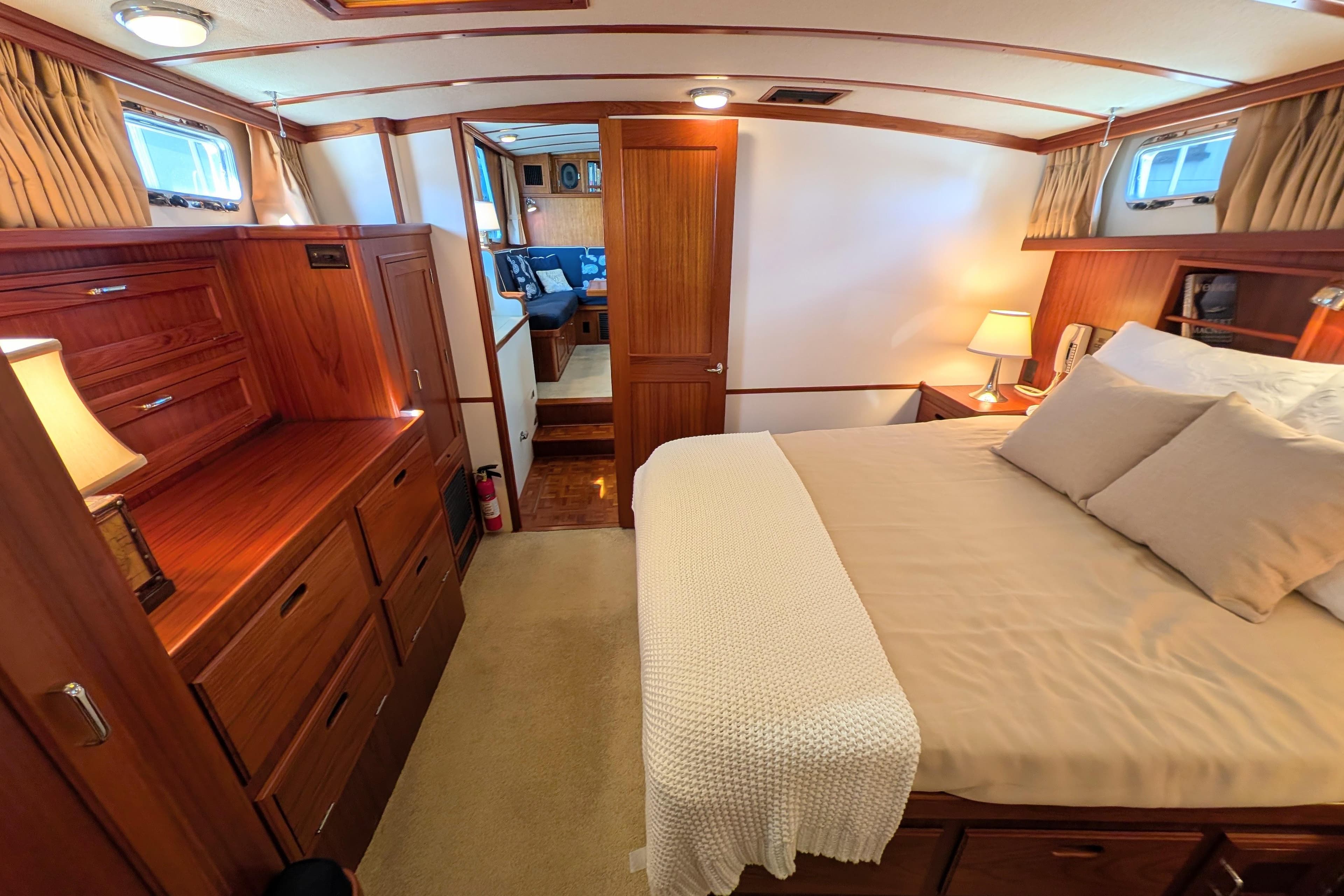 Main Stateroom Forward