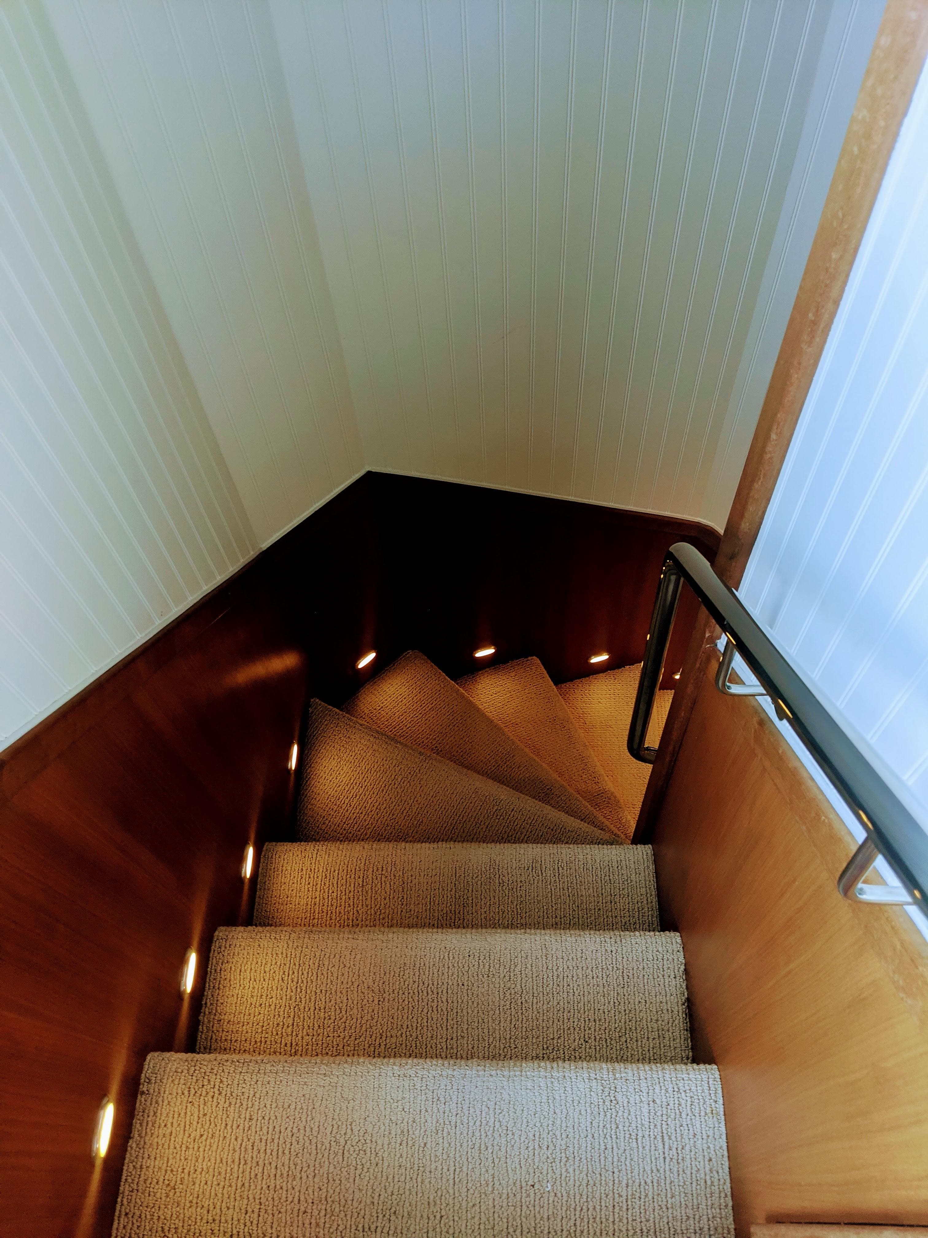 Stairway Forward to Crew and Captain/Guest SR