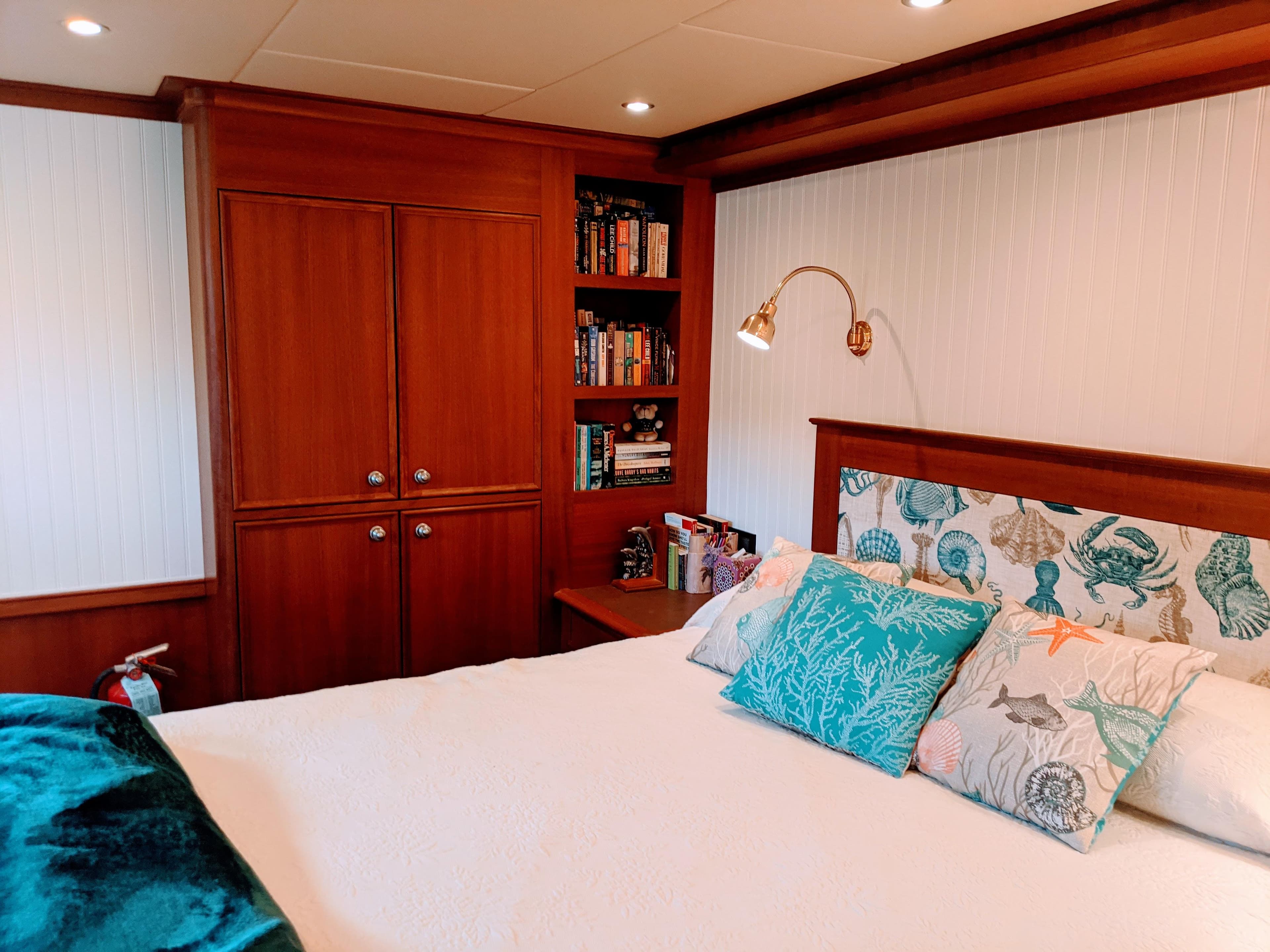 Mid Guest Stateroom