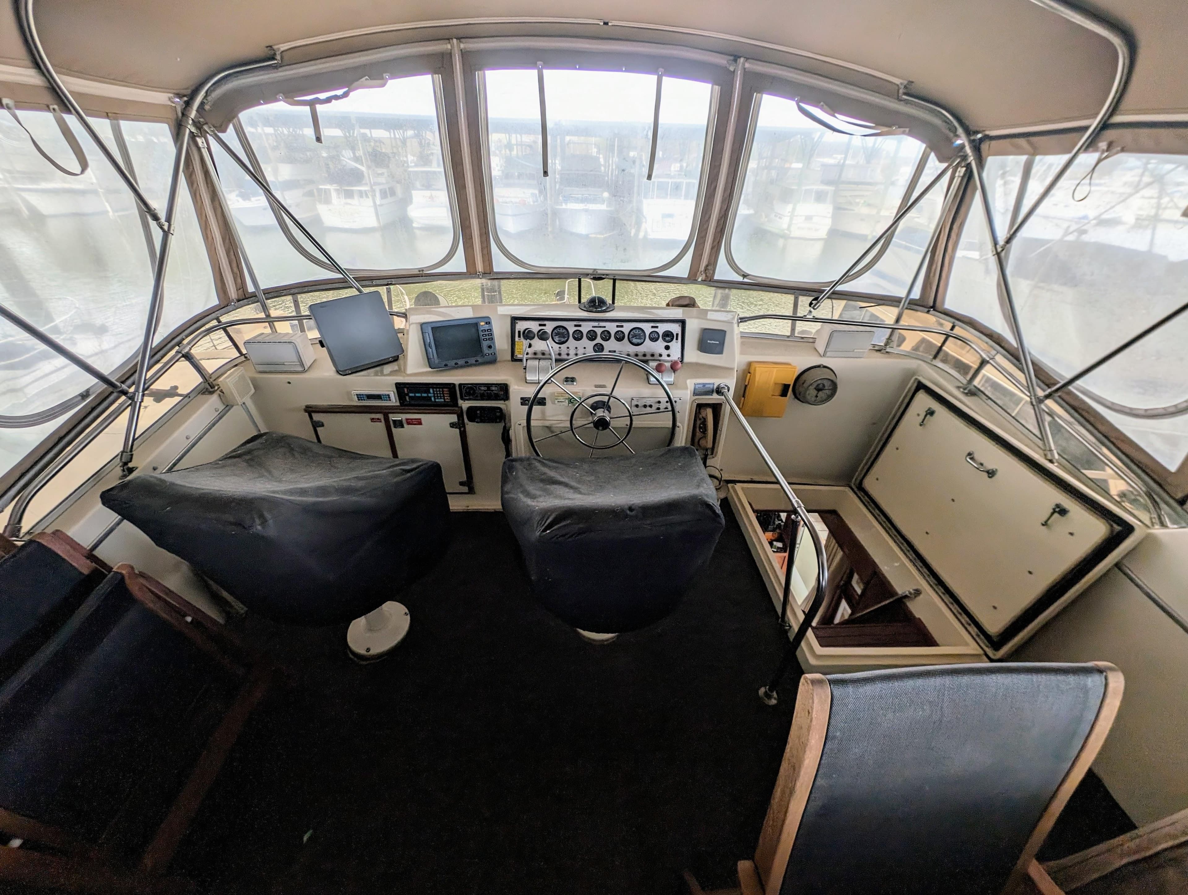 1987 Chris-Craft 501 Motor Yacht