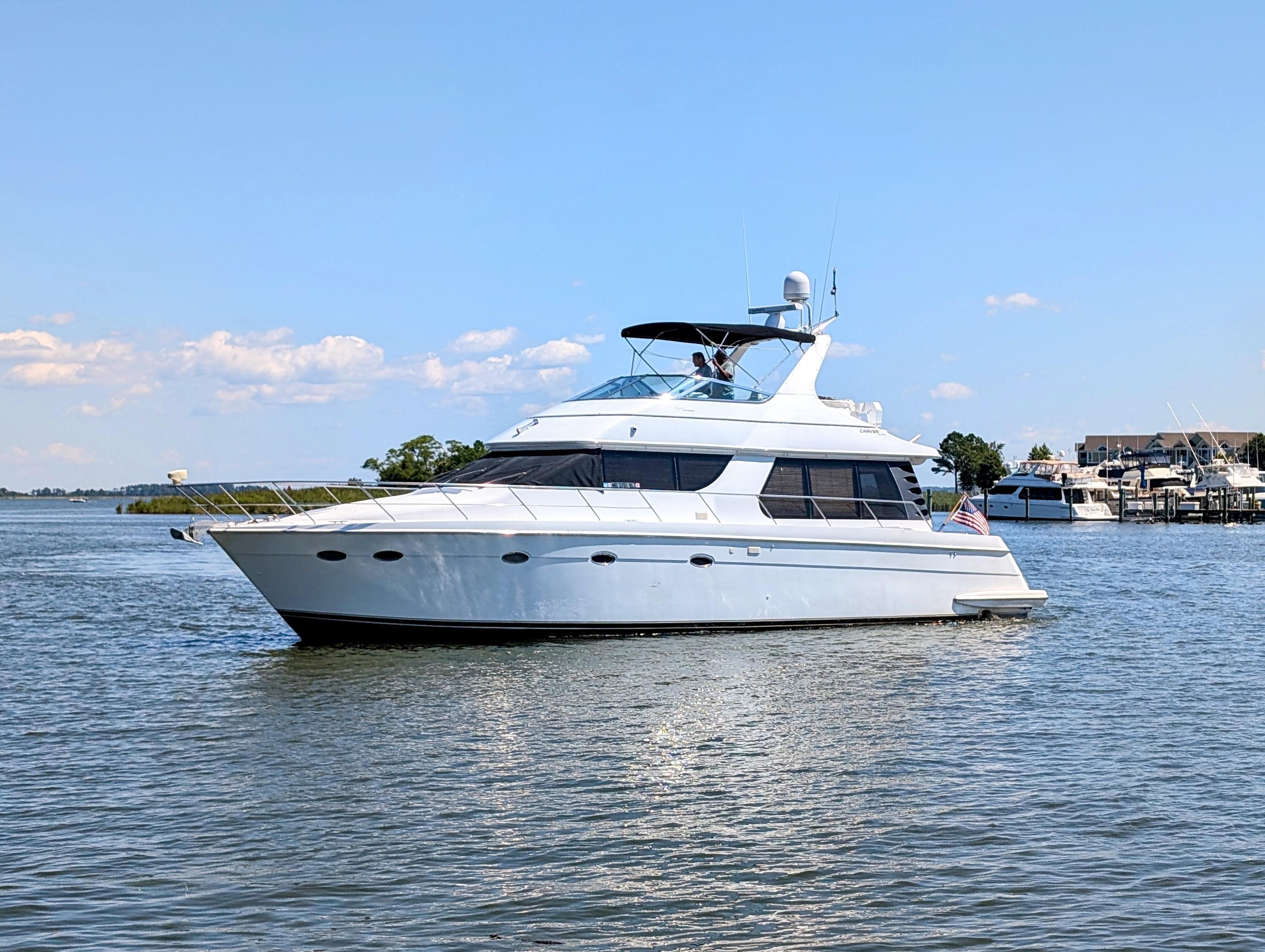 1998 Carver 530 Voyager Pilothouse